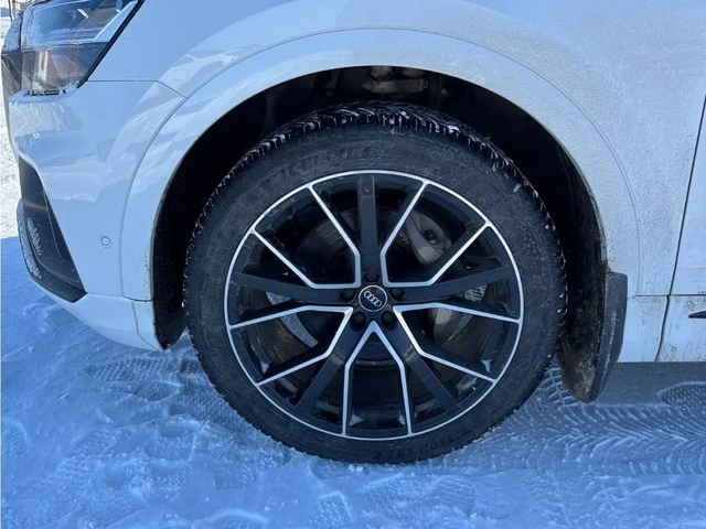 Audi Q8 * Progressiv 55 TFSI quattro * CARFAX * ЦЕНА ДО БГ - автомобили, коли, обяви за нови и употребявани 9