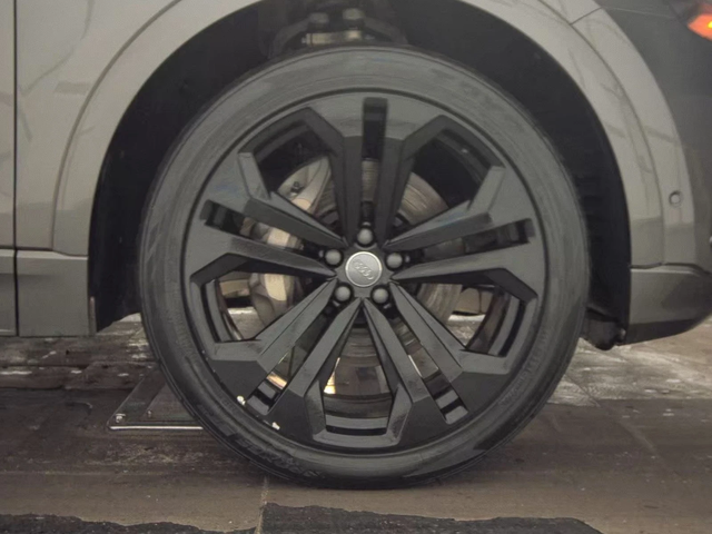 Audi Q8 Premium Plus - автомобили, коли, обяви за нови и употребявани 6