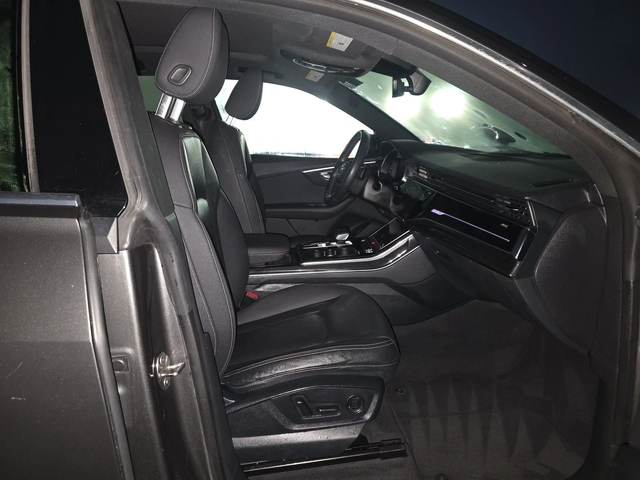 Audi Q8 Premium Plus - автомобили, коли, обяви за нови и употребявани 8