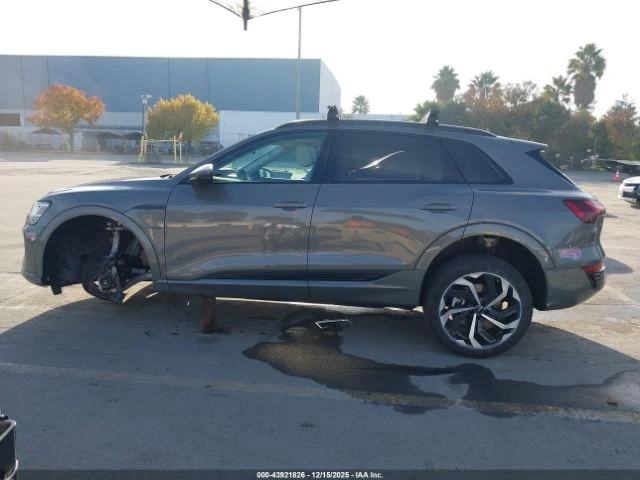 Audi Q8 E-TRON PREMIUM PLUS QUATTRO - автомобили, коли, обяви за нови и употребявани 6