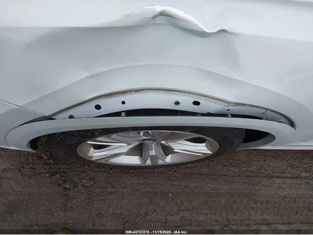 Audi Q8 55 TFSI PREMIUM - автомобили, коли, обяви за нови и употребявани 15