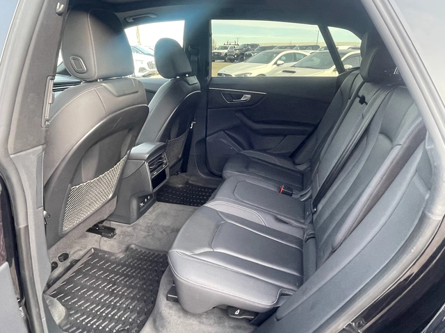 Audi Q8 Progressiv SLine Quatt С РЕГИСТРАЦИЯ & АВТО КРЕДИТ - автомобили, коли, обяви за нови и употребявани 11