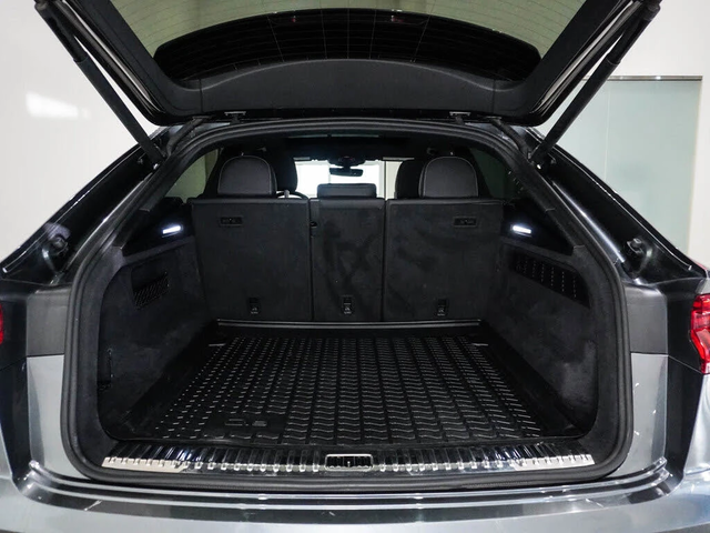 Audi Q8 2020* PROGRESSIVE* DISTRONIK* B&O* PANO* 360* S-LI - автомобили, коли, обяви за нови и употребявани 16