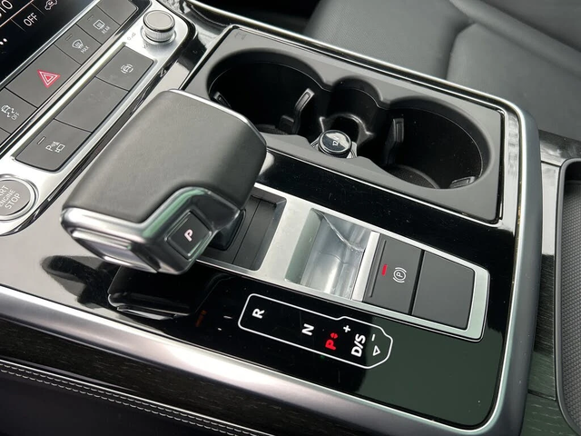 Audi Q8 Progressiv* 55 TFSI* АвтоКредит* (ЦЕНА ДО БГ) - автомобили, коли, обяви за нови и употребявани 16