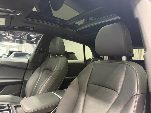 Audi Q8 Progressiv* 55 TFSI* АвтоКредит* (ЦЕНА ДО БГ) - автомобили, коли, обяви за нови и употребявани 11