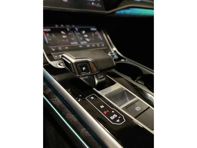 Audi Q8 * PROGRESSIV* * HeadUp* AвтоКредит* (ЦЕНА ДО БГ) - автомобили, коли, обяви за нови и употребявани 11