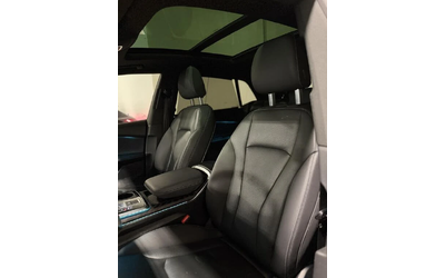 Audi Q8 * PROGRESSIV* * HeadUp* AвтоКредит* (ЦЕНА ДО БГ) - автомобили, коли, обяви за нови и употребявани 13