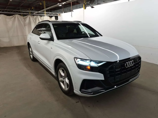 Audi Q8 * PROGRESSIV * ДИСТРОНИК * 360 * ОБДУХВАНЕ * ПАНО - автомобили, коли, обяви за нови и употребявани 1
