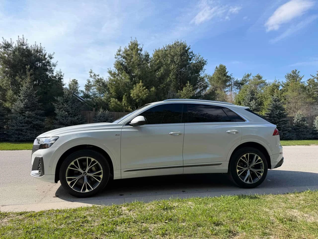 Audi Q8 * Progressiv * БЕЗ ЗАБЕЛЕЖКИ* ПАНОРАМА* 360 КАМЕР - автомобили, коли, обяви за нови и употребявани 12