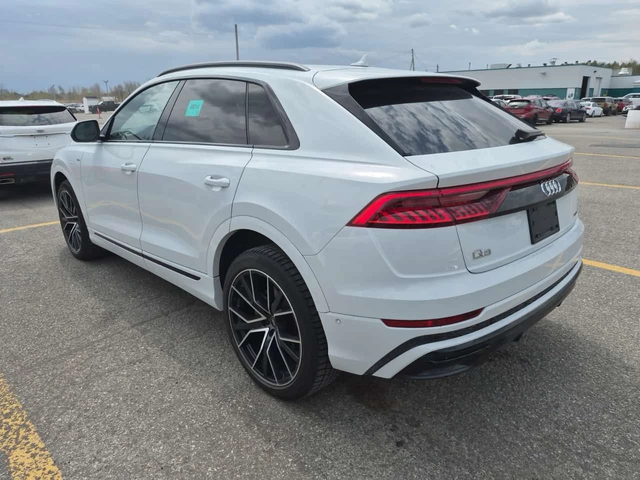 Audi Q8 PROGRESSIV| MATRIX| 360| PANO| ОБДУХ| ПОДГР| CARFX - автомобили, коли, обяви за нови и употребявани 4