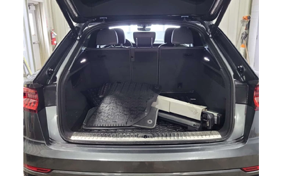Audi Q8 55TFSI S-Line * PROGRESSIV * CARFAX * 35k km! * - автомобили, коли, обяви за нови и употребявани 12