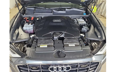 Audi Q8 55TFSI S-Line * PROGRESSIV * CARFAX * 35k km! * - автомобили, коли, обяви за нови и употребявани 13