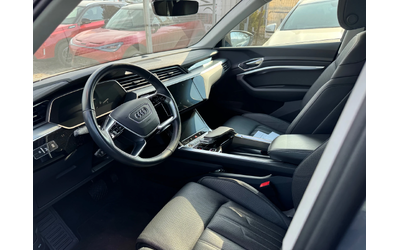 audi-q8 - 3