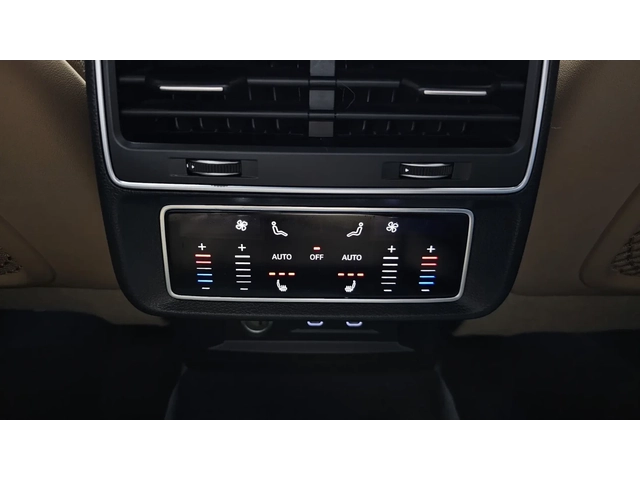 Audi Q8 2021* MATRIX* HEAD-UP* ОБДУХ* КРАЙНА ЦЕНА - автомобили, коли, обяви за нови и употребявани 15