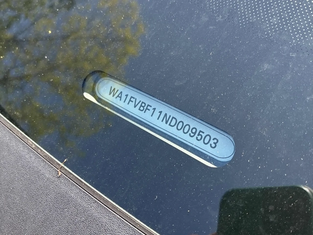 Audi Q8 Technik * Keyless * CARFAX * АВТО КРЕДИТ * - автомобили, коли, обяви за нови и употребявани 12