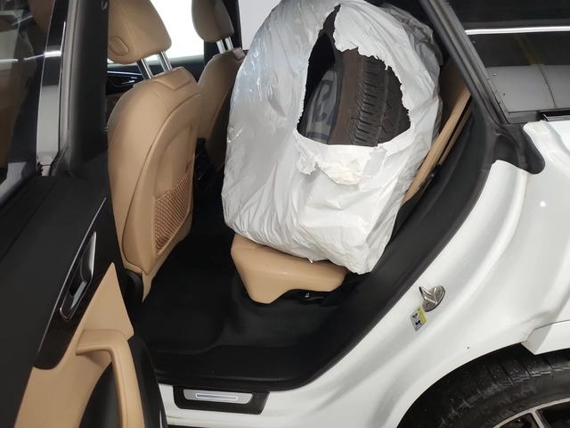 Audi Q8 TECHNIK/Pano/Distronic/360/B&O/Обдухване - автомобили, коли, обяви за нови и употребявани 10