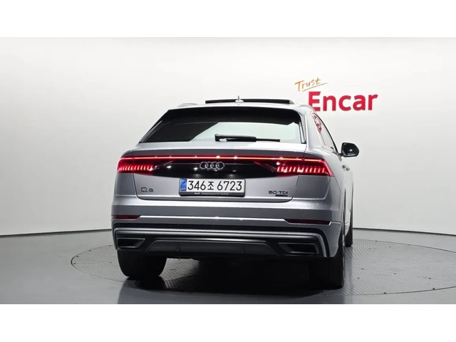 Audi Q8 PREMIUM / 50 TDI / HEAD UP / МАСАЖ / 360 КАМЕРИ/ - автомобили, коли, обяви за нови и употребявани 3