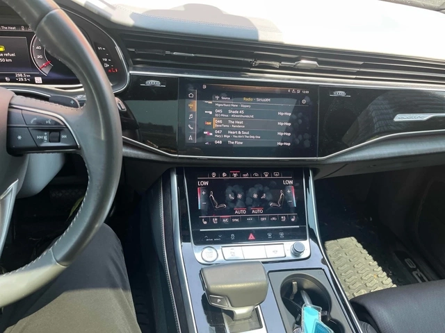 Audi Q8 TECHNIK* MATRIX* DIS* ОБДУХ* HUD* B&O* ТЪРГ - автомобили, коли, обяви за нови и употребявани 8