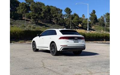 audi-q8 - 5