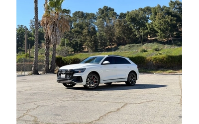 audi-q8 - 1