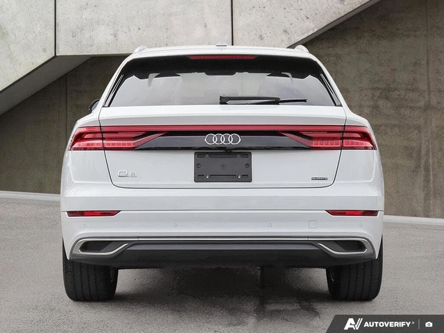 Audi Q8 55 TFSI Quattro Progressiv* DISTRONIC* 360* PANO* - автомобили, коли, обяви за нови и употребявани 5