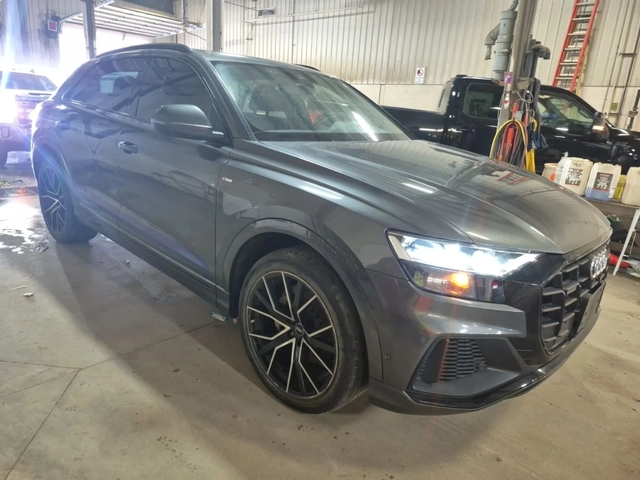 Audi Q8 PROGRESSIV* QUATTRO* ПОДГРЕВ* ОБДУХВАНЕ* ПАНО* - автомобили, коли, обяви за нови и употребявани 1