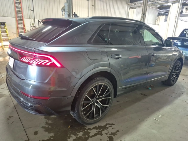 Audi Q8 PROGRESSIV* QUATTRO* ПОДГРЕВ* ОБДУХВАНЕ* ПАНО* - автомобили, коли, обяви за нови и употребявани 2