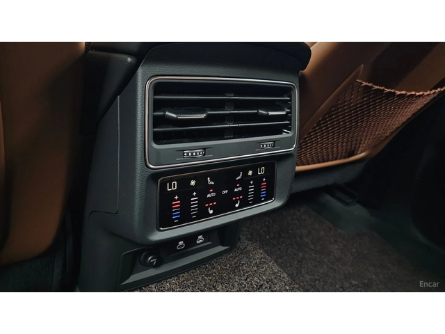 Audi Q8 45 TDI QUATTRO PREMIUM* HUD* КОЖА* ОБДУХВ* НАВИ* П - автомобили, коли, обяви за нови и употребявани 14