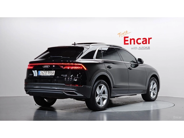 Audi Q8 45 TDI QUATTRO PREMIUM* HUD* КОЖА* ОБДУХВ* НАВИ* П - автомобили, коли, обяви за нови и употребявани 1