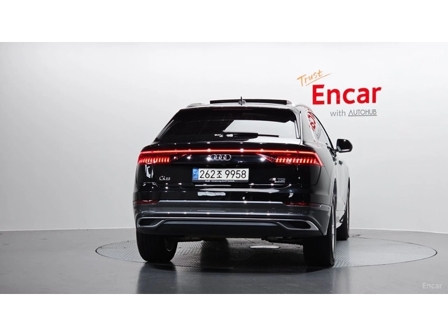 Audi Q8 45 TDI QUATTRO PREMIUM* HUD* КОЖА* ОБДУХВ* НАВИ* П - автомобили, коли, обяви за нови и употребявани 3