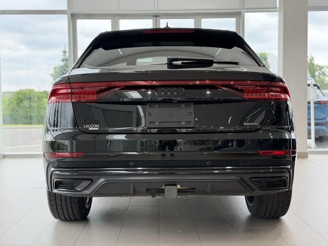 Audi Q8 55TFSI* BLACK OPTIC* MATRIX* ОБДУХ* БЕЗ ИНЦИДЕНТИ - автомобили, коли, обяви за нови и употребявани 4