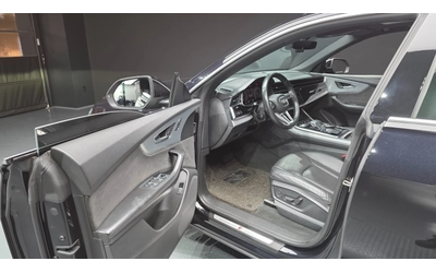 audi-q8 - 4