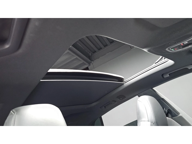 Audi Q8 55 TFSI quattro Premium - автомобили, коли, обяви за нови и употребявани 11