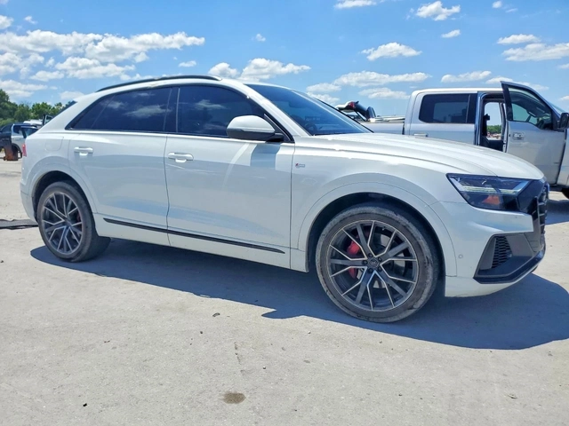 Audi Q8 PREMIUM PLUS S-LINE - автомобили, коли, обяви за нови и употребявани 2