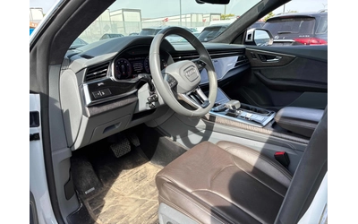 audi-q8 - 4