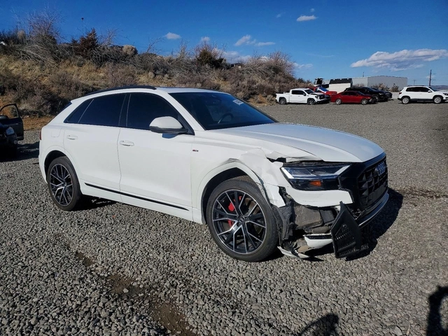 Audi Q8 PREMIUM PLUS S-LINE - автомобили, коли, обяви за нови и употребявани 2
