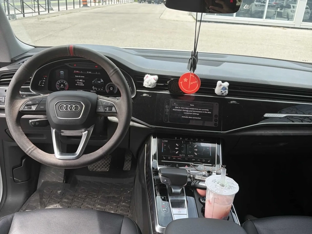 Audi Q8 55 TFSI Quattro Technik - автомобили, коли, обяви за нови и употребявани 10