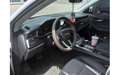 audi-q8 - 4