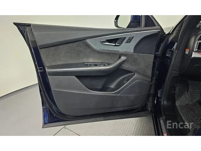Audi Q8 45 TDI quattro Premium - автомобили, коли, обяви за нови и употребявани 9