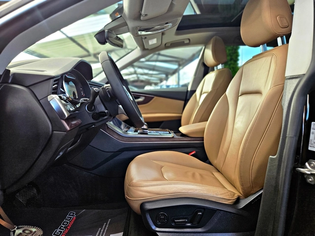 Audi Q8 ! RSQ8/MATRIX/PANO/3D CAM/DISTR/HUD/AMBIENT/CAR PL - автомобили, коли, обяви за нови и употребявани 14