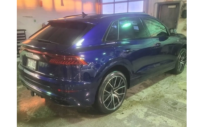 audi-q8 - 1