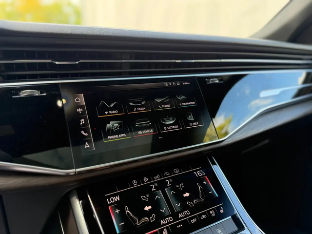 Audi Q8 S-LINE PROGRESSIVE|CLEAN CARFAX - автомобили, коли, обяви за нови и употребявани 14