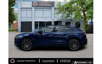 audi-q8-s-line-progressive-clean-carfax - 3