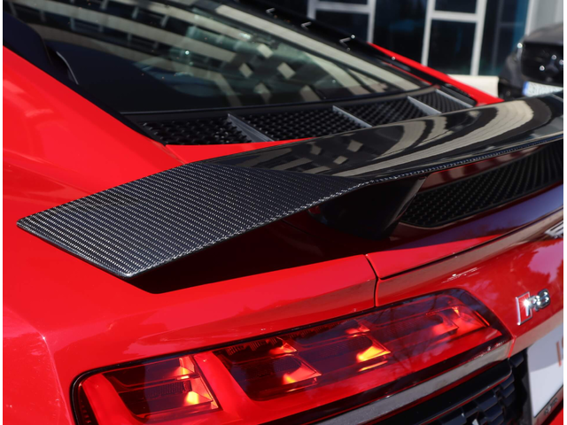 Audi R8 5.2FSI/PERFORMANCE/Carbon/Камера/Bang&Olufsen - автомобили, коли, обяви за нови и употребявани 14