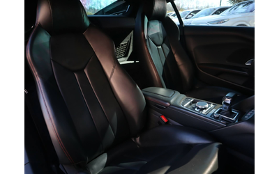 Audi R8 5.2FSI/PERFORMANCE/Carbon/Камера/Bang&Olufsen - автомобили, коли, обяви за нови и употребявани 7