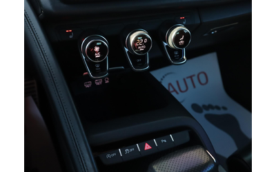 Audi R8 5.2FSI/PERFORMANCE/Carbon/Камера/Bang&Olufsen - автомобили, коли, обяви за нови и употребявани 8