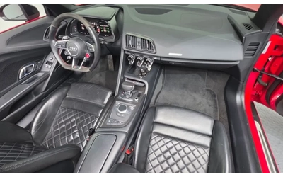 Audi R8 V10 SPYDER - автомобили, коли, обяви за нови и употребявани 6