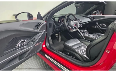 Audi R8 V10 SPYDER - автомобили, коли, обяви за нови и употребявани 9