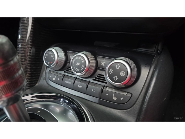 Audi R8 5.2 V10 SPIDER* ЧЕРВЕНА КОЖА* ПОДГРЕВ* КАМЕРА - автомобили, коли, обяви за нови и употребявани 13
