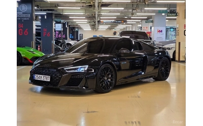 audi-r8 - 0